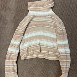 Urban Outfitters Cropped Turtleneck Sweater XS